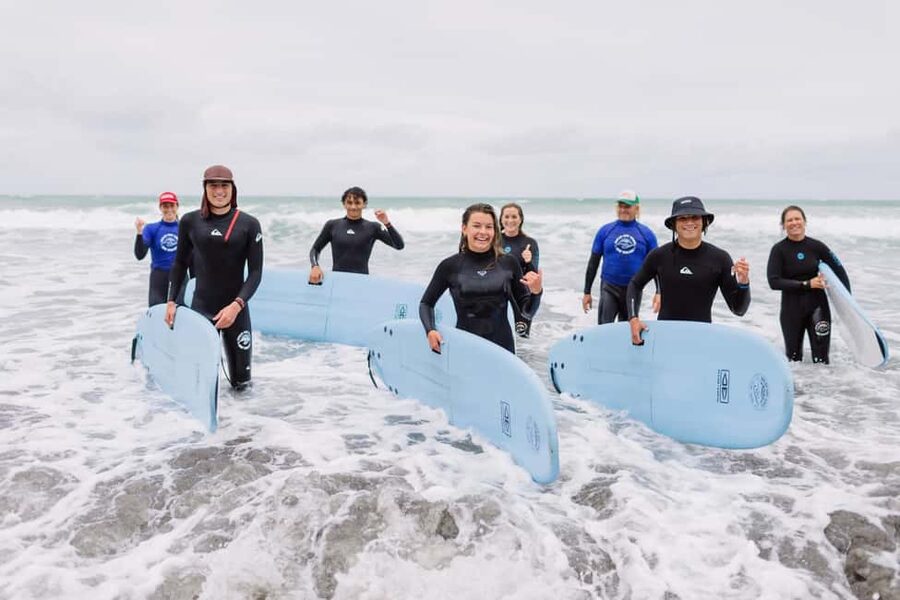 Raglan: Private Surf lesson 2:1 - Is $81 per person good value?