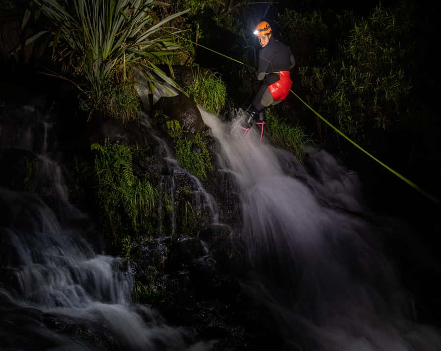 Raglan: Sunset Canyoning Tour and Glowworm Experience - Why this Raglan night adventure is different
