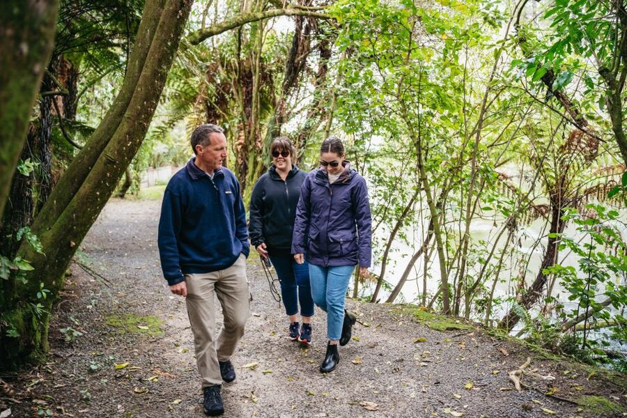 Rotorua: Explore The Lakes Half-Day Morning Tour - Should you book it?