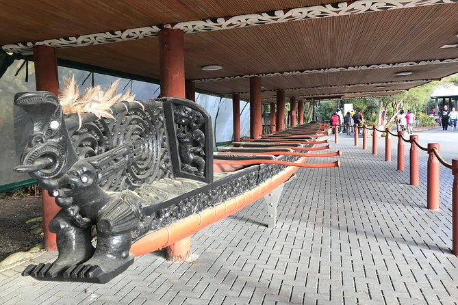Rotorua Geothermal Wonderland Tour – Departs Tauranga - The Māori welcome and performance