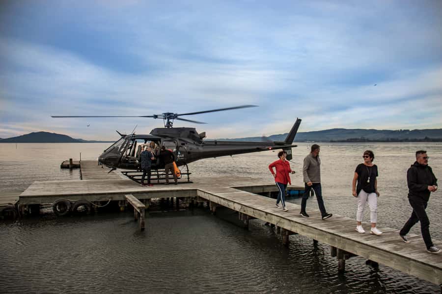 Rotorua: Helicopter Flight and Guided Walk on Mt Tarawera - A short walk with useful context