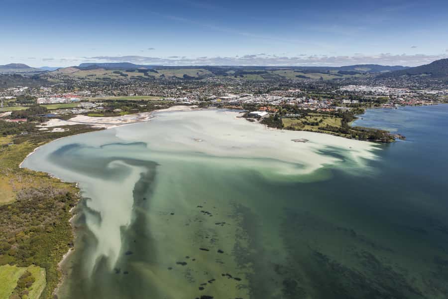 Rotorua: Helicopter Flight and Guided Walk on Mt Tarawera - The first ten minutes, Rotorua and the Lakes District from above