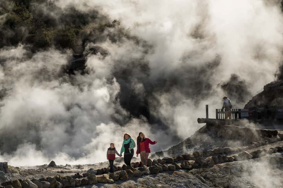 Rotorua: Hell's Gate Geothermal Walk - Self-guided or guided, which works better?