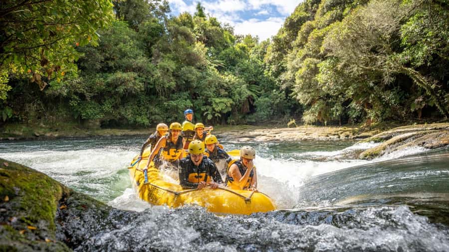 Rotorua: Kaituna River Rafting Experience - Getting fitted out before the water