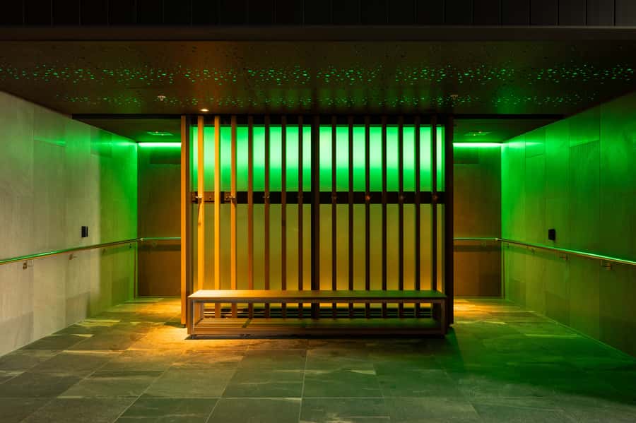 Rotorua: Lakefront Hot Springs & Spa - Luxury Māori Wellness - Waterfall Showers and the First Reset
