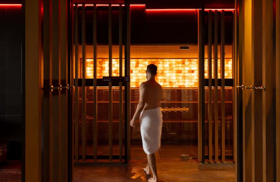 Rotorua: Lakefront Hot Springs & Spa - Luxury Māori Wellness - Steam and the Heated Stone Finish