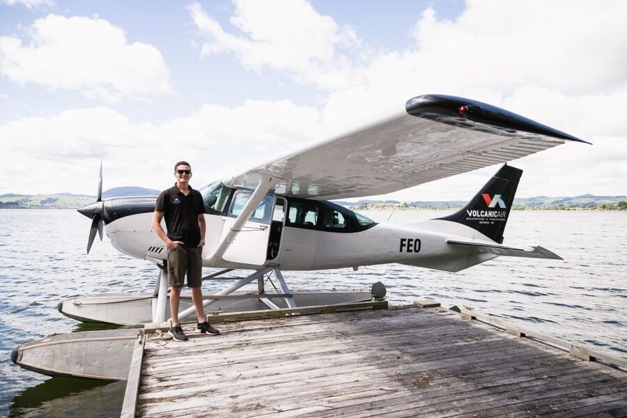 Rotorua: Scenic Flight over Mt Tarawera & Waimangu Valley - The return over Whakarewarewa and Rotorua