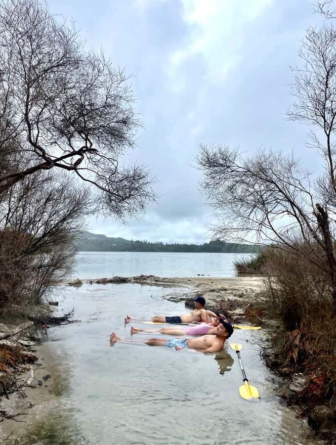 Rotorua: Secret adventure kayaking to natural hot springs - A practical look at the guide and group