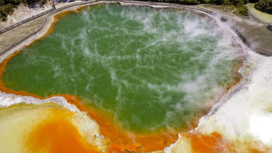 Rotorua: Wai-O-Tapu Geothermal Park Entry Ticket - Weather, walking, and what to carry