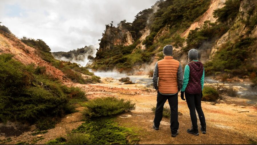 Rotorua: Waimangu Volcanic Valley Ticket & Self-Guided Walk - Frying Pan Lake, Inferno Crater, and Echo Crater