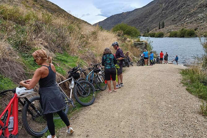 Roxburgh Gorge Bike Hire with Jet Boat & Return Shuttle Included - The 12-kilometre boat crossing at Doctors Point