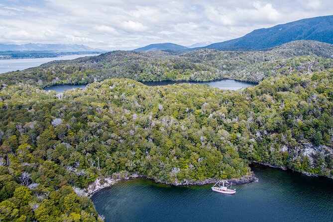 Scenic Cruise & Guided Walk on Historic Motor Yacht Lake Te Anau - The crew is part of the attraction