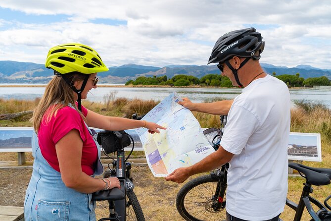Self-guided E-bike cycle tour with private wine tasting - Setting out from Nelson on an e-bike
