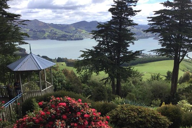 Shore Excursion: Dunedin City, Otago Peninsula, Castle Gardens & Olveston Tour - The Botanic Garden adds plants and bird aviaries