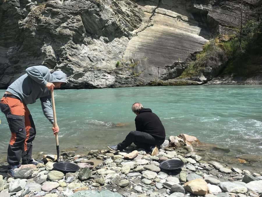 Skippers Canyon 4WD Heritage Tour from Queenstown - Lighthouse Rock and the Wakatipu Basin Views