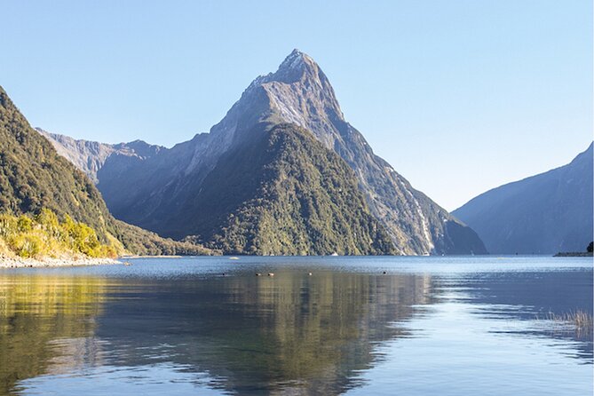 Small Group, Award Winning Milford Sound Day Experience & Cruise - Lake Te Anau gives the day a proper beginning