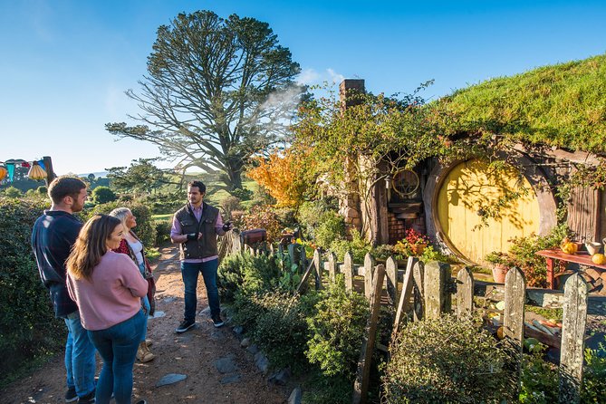 Small-Group Hobbiton Tour from Auckland with Party Marquee Lunch - Why Hobbiton feels real after the films end