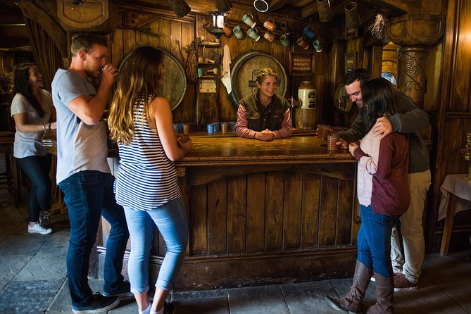 Small-Group Hobbiton Tour from Auckland with Party Marquee Lunch - A drink at the Green Dragon Inn