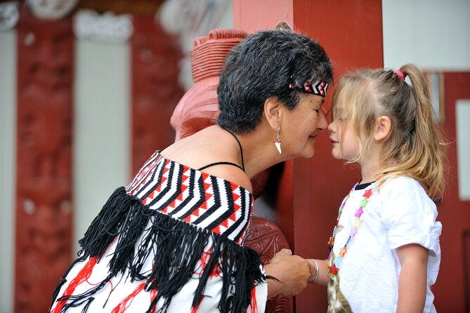 Small Group Waitomo and Rotorua including Te Puia Tour - Why this Auckland day trip packs in so much