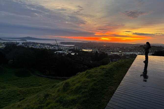 Small Group Waitomo and Rotorua including Te Puia Tour - Why the small group matters on an 11-hour day