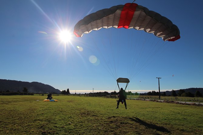 Tandem Skydive 18,000ft from Franz Josef - Who will get the most from this experience