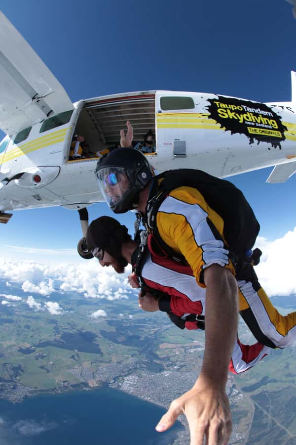 Tandem Skydive Experience in Taupo - Safety briefing, equipment, and meeting your tandem master