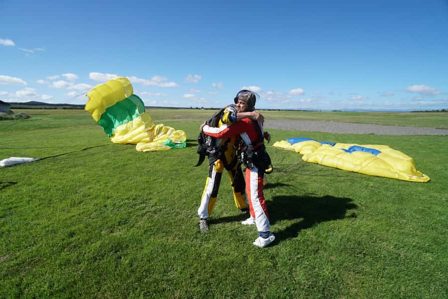 Tandem Skydive Experience in Taupo - The parachute ride is where you can enjoy the view