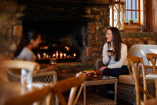 Taste of Waiheke Food and Wine Tour - Batch Winery combines tasting and lunch