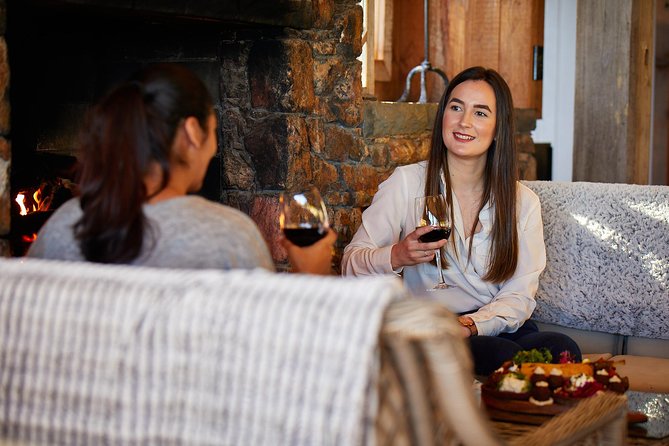 Taste of Waiheke Food and Wine Tour - Guides turn a scheduled route into a good day