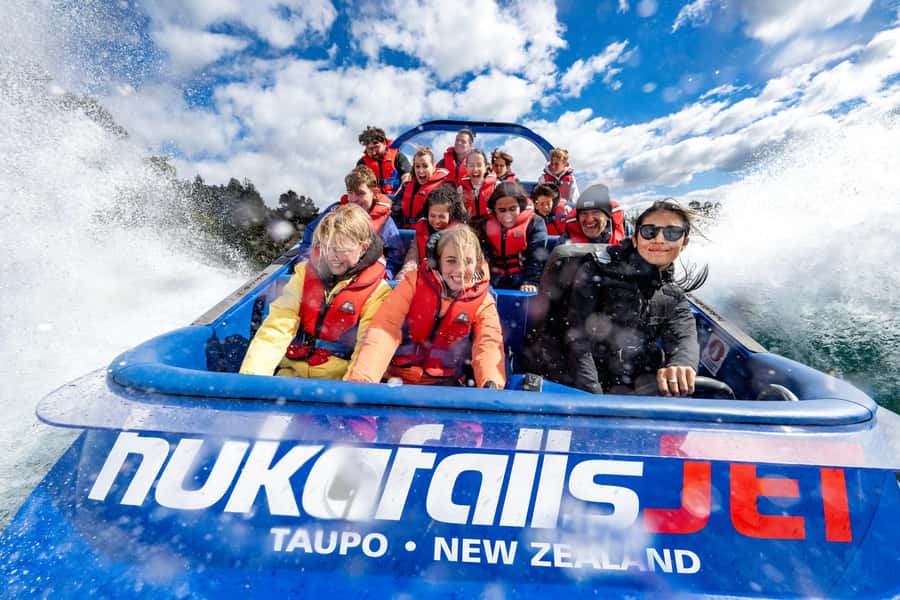 Taupō: Huka Falls 30-Minute Jet Boat Experience - Key points to know before you book
