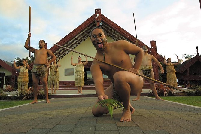 Tauranga Private Excursion: Rotorua -Te Puia-Geysers & Kiwi's - Government Gardens and Rotorua’s civic past