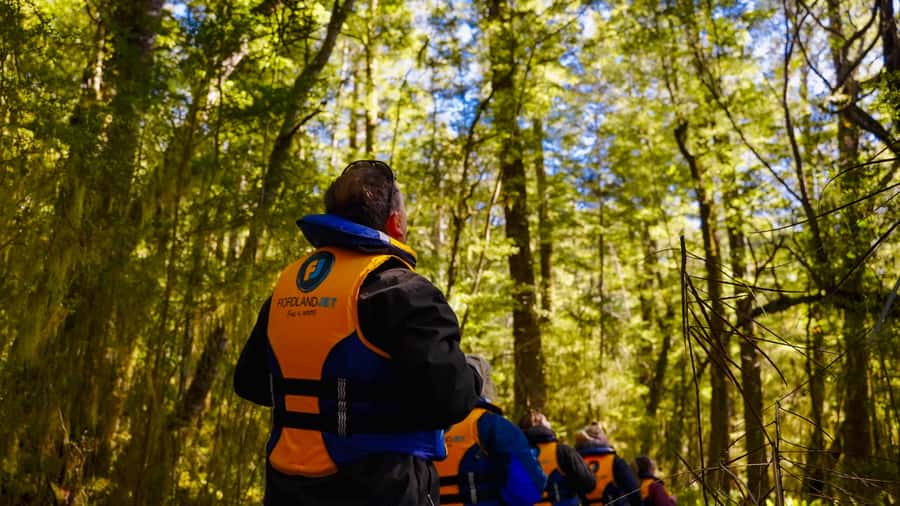 Te Anau: River Jet Boat and Bike Ride Tour with Local Guide - Key points to know before you book