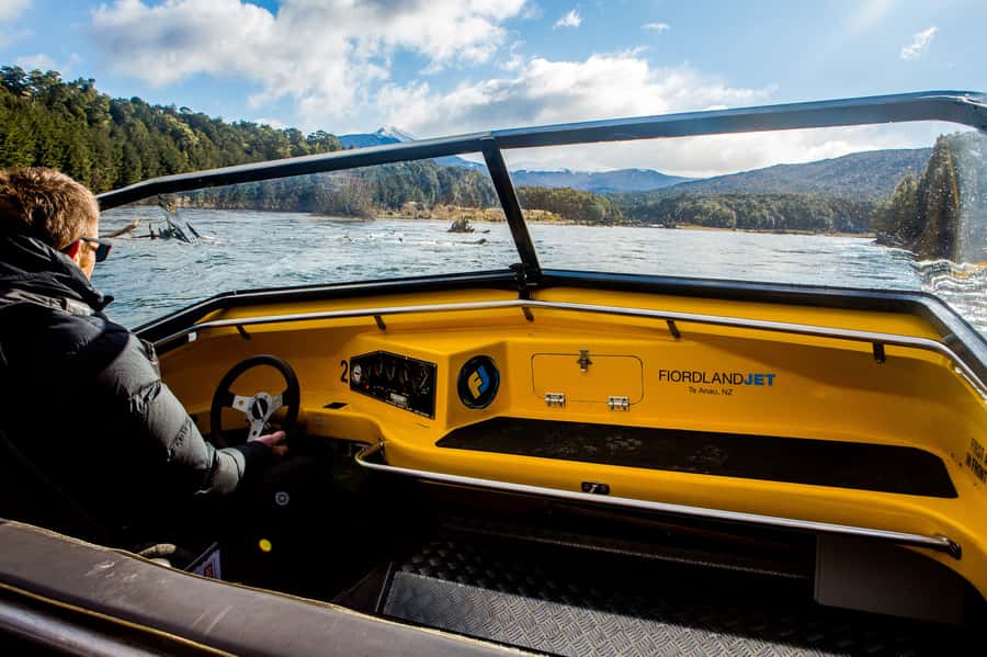 Te Anau: River Jet Boat and Bike Ride Tour with Local Guide - Reaching Lake Manapouri by boat