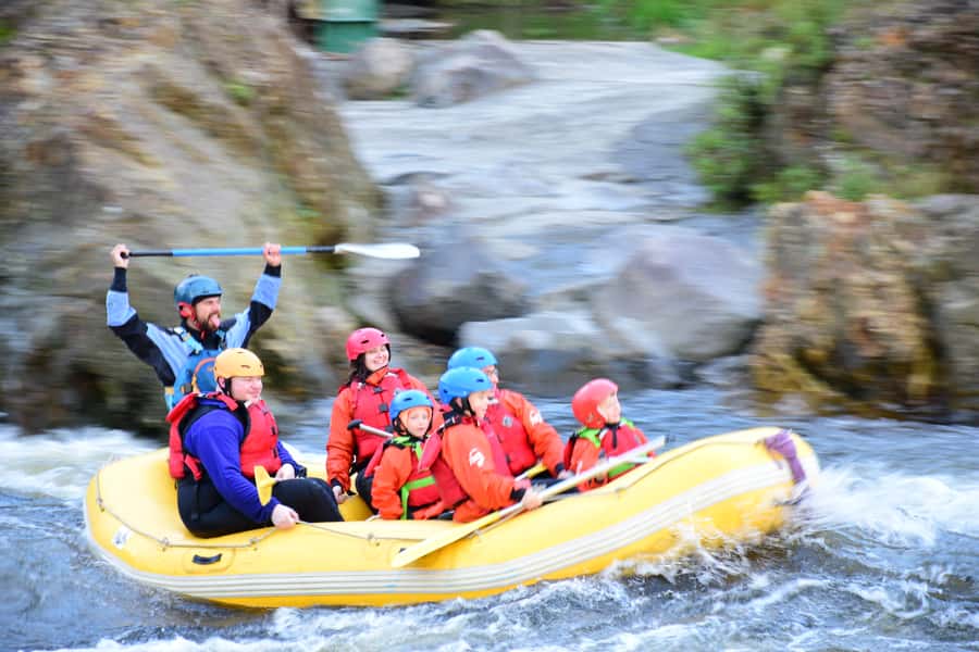 Te Awa Kairangi Grade 2 Scenic Rafting Tour - A calm start on the Te Awa Kairangi