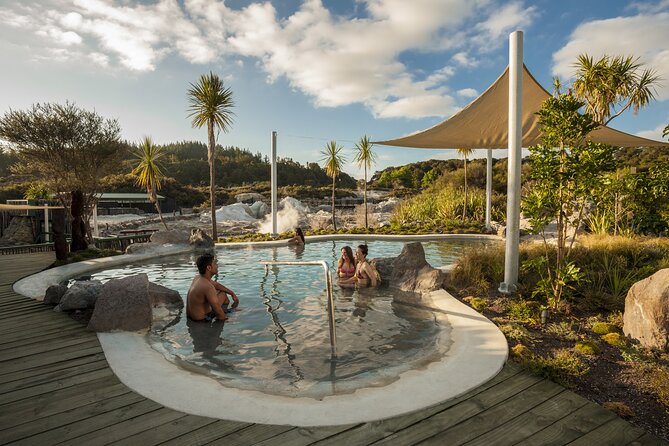 Te Puia & Hells Gate incl. Mud Spa Experience Private Tour - Clothing, health, and practical preparation