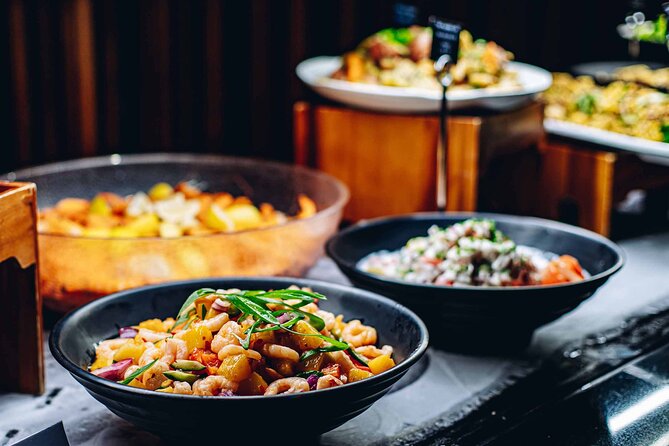 Te Puia: Te Pō Indigenous Evening Experience with Dinner - Starting at Te Puia as daylight fades