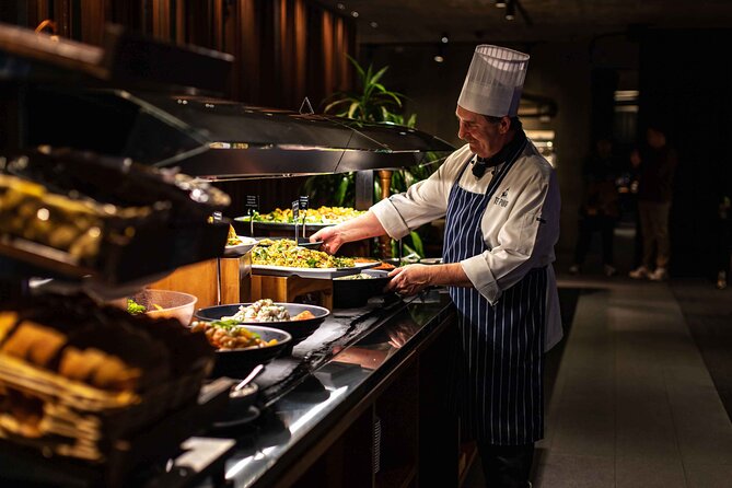 Te Puia: Te Pō Indigenous Evening Experience with Dinner - The hāngī buffet: traditional cooking, broad choice