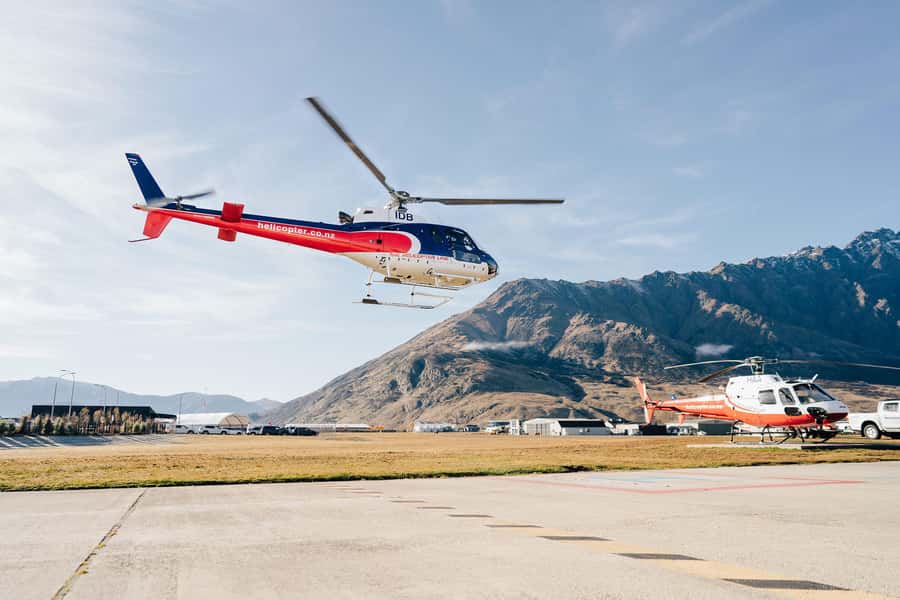 The Grand Circle 30-Minute Helicopter Tour & Alpine Landing - The route from Queenstown Airport to the high peaks