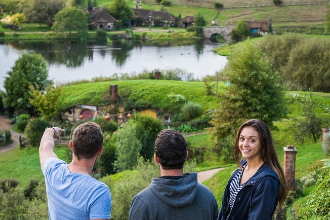 The Hobbiton Movie Set Small-Group Guided Tour from Auckland - What the $204.79 price includes