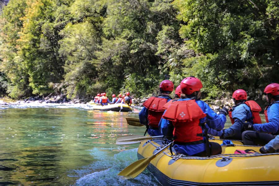 Tongariro River: Grade 3 Whitewater Rafting - Starting at the Turangi rafting base