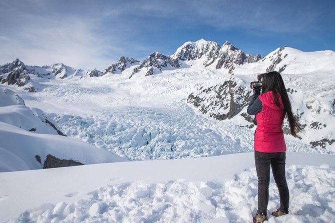 Twin Glacier 35-Minute Helicopter Flight from Fox Glacier - Franz Josef Glacier and the snow landing