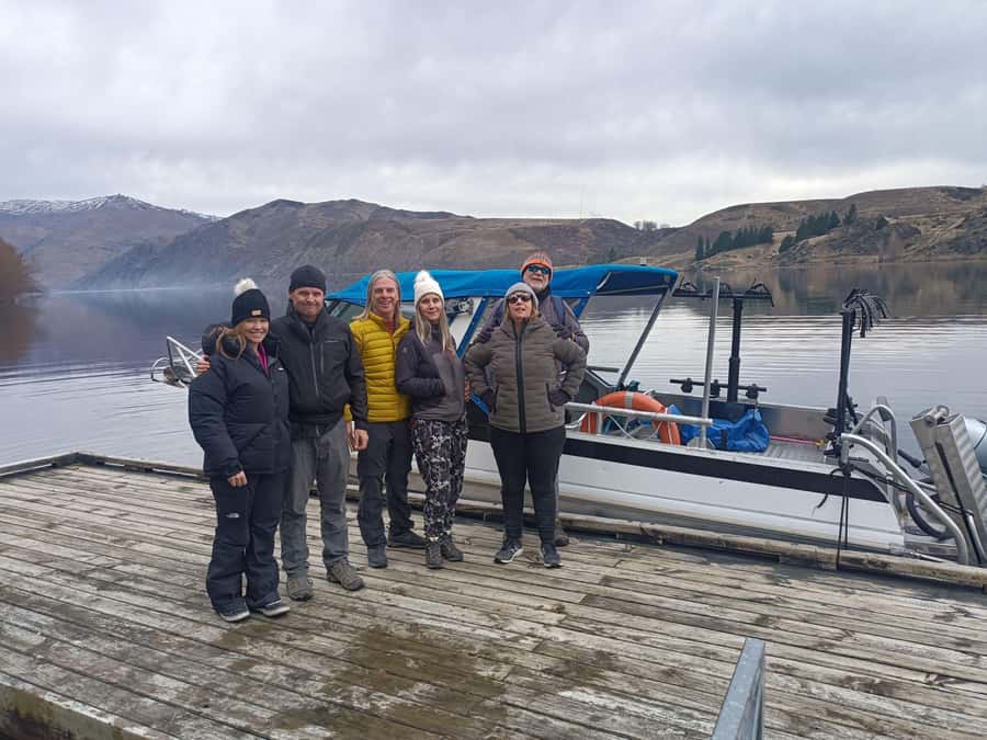 Ultimate Lake Dunstan Bike Hire, Shuttles And Boat Return - Riding the engineered sections and Hugo Bridge