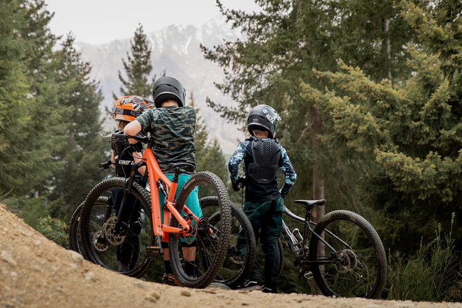 Unlock Your Potential with a Private mountain bike lesson. - The scenic side of a skills-focused day