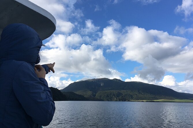 Volcanic Rotorua Day Trip from Auckland - A small van makes the Auckland to Rotorua run easier