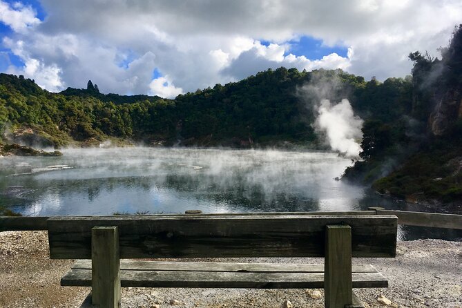 Volcanic Rotorua Day Trip from Auckland - Wai-O-Tapu offers colour, choice, and an extra charge