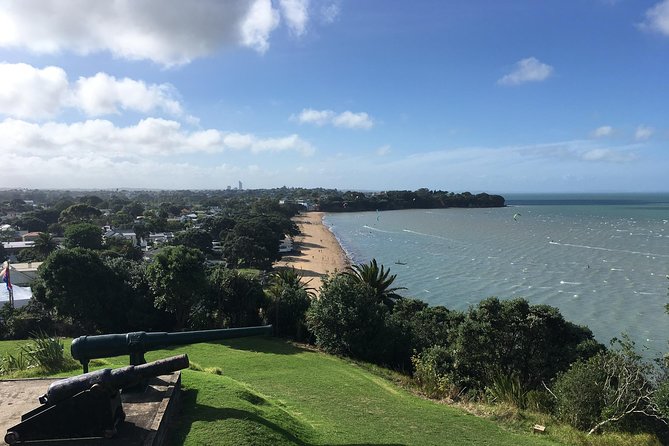 Volcanoes, Coasts, and Secret Spots Afternoon Tour in Auckland - Cyril Bassett Lookout and the Sky Tower view