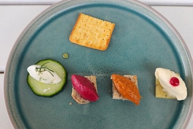 Waiheke Island Gourmet Food and Wine Tour - The Heke finishes with a choice of spirits or wine