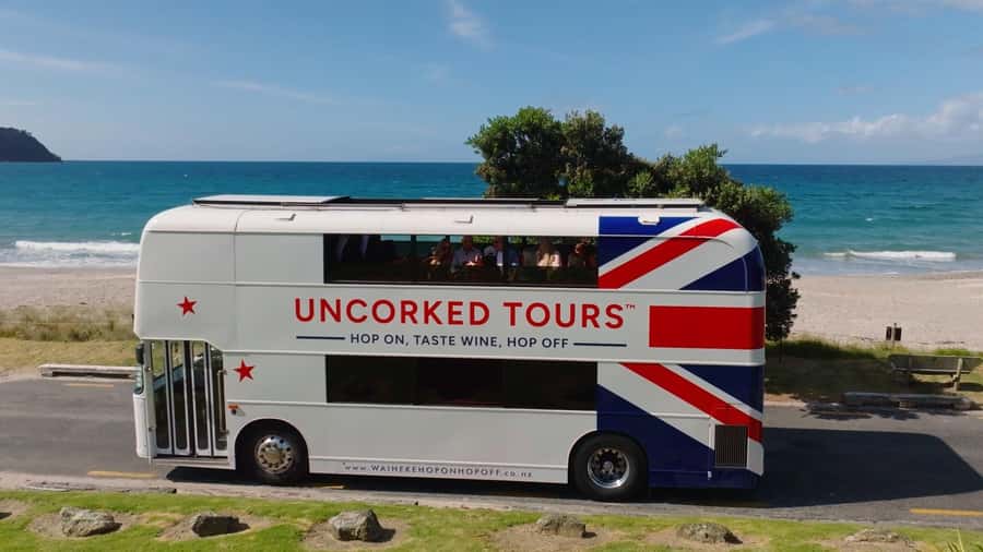 Waiheke Island: Scenic Island Wine Tour & Local Wine Tasting - Pace, group atmosphere, and physical demands