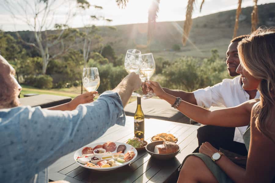 Waiheke Island: Wine Tour & Lunch at Award Winning Venue - Island roads, beaches, and local stories