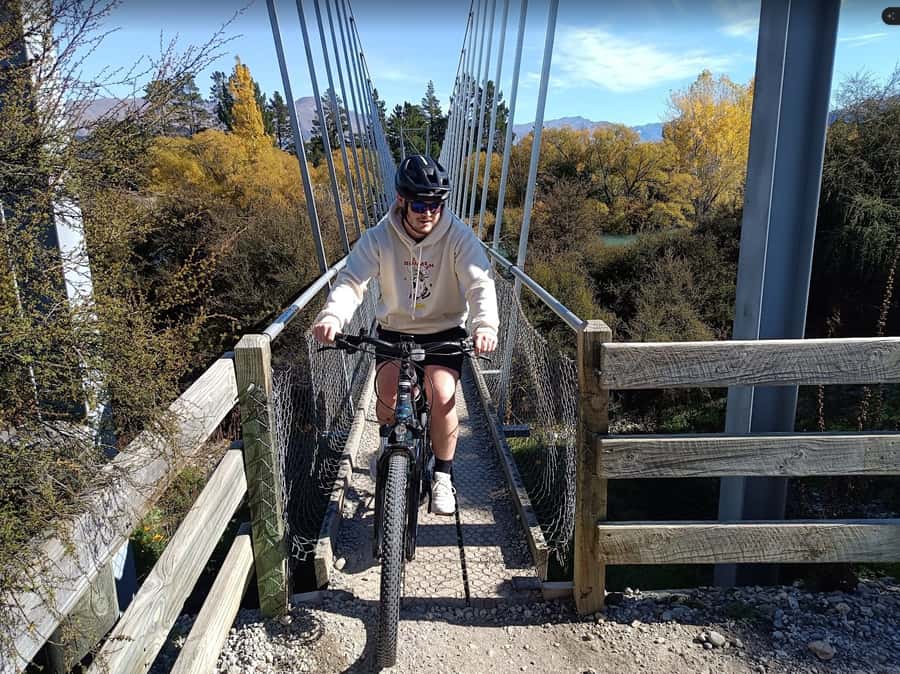 Wānaka And Hāwea: Trail Ride on Bike or E-Bike - Meeting at Ardmore Street and riding to Hāwea